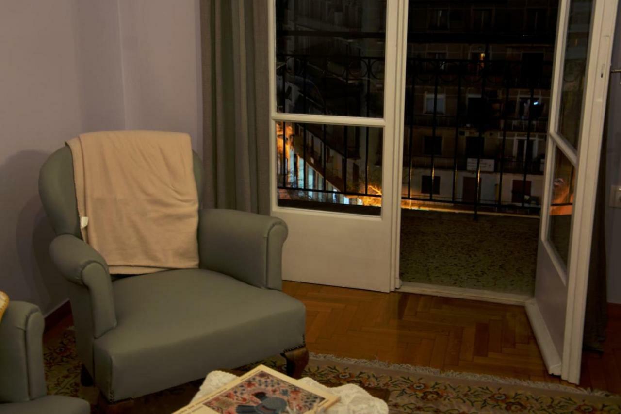 Vintage, Spacious Apartment In The Heart Of Athens! Esterno foto